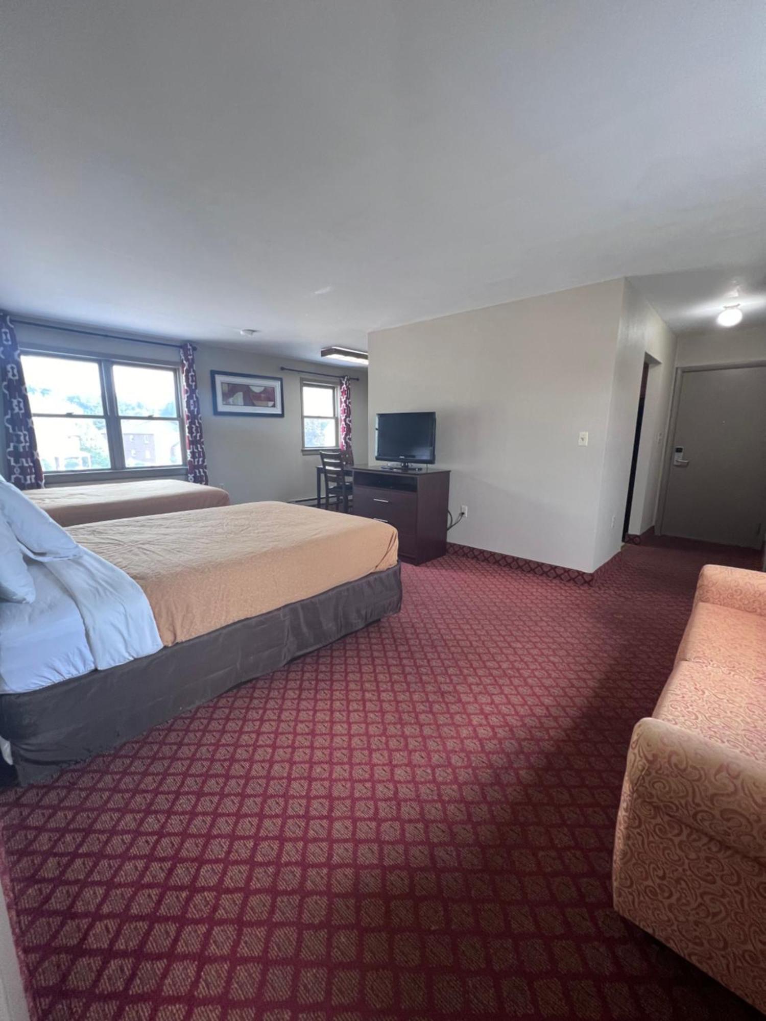 Rodeway Inn & Suites Герші Екстер'єр фото